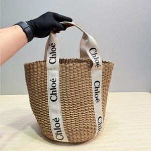 Chloe 29x28 straw handbag